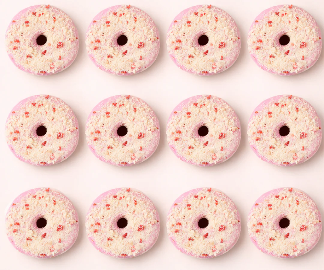 12 Strawberry Shortbread Doughnuts